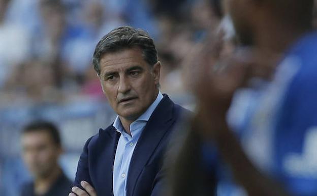 Míchel, durante el partido frente al Leganés en La Rosaleda. /Ñito Salas
