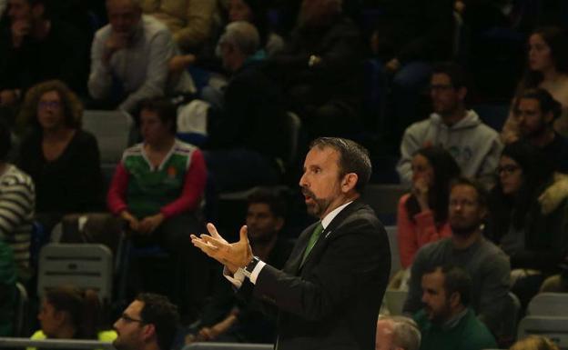 Plaza, durante el encuentro ante el Khimki. /Salvador Salas