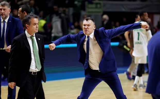Sarunas Jasikevicius celebra la victoria de su equipo en Málaga./Euroleague