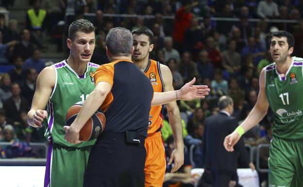 Nedovic, durante un partido ante el Valencia./Ñito Salas