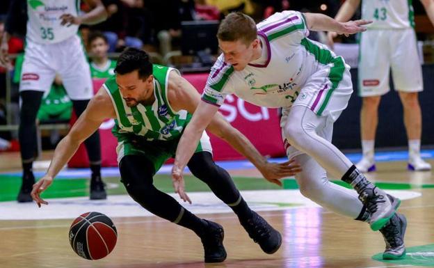 El Unicaja hipoteca la temporada