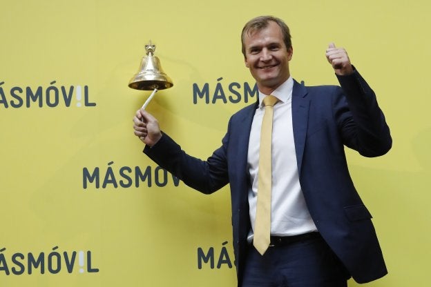 El consejero delegado de MásMóvil, Meinrad Spenger, ayer en su reestreno bursátil. :: j. c. hidalgo / EFE