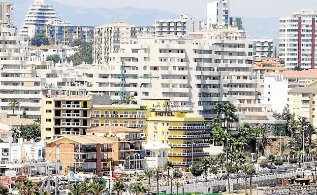 El suceso se produjo en la autovía a la altura del municipio de Benalmádena.