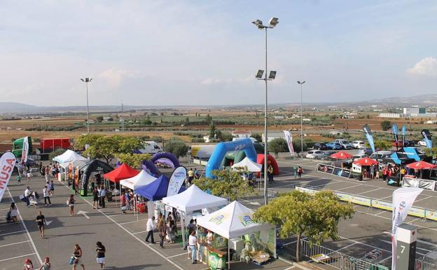 Antequera completa los preparativos para recibir a La Vuelta con numerosas actividades.
