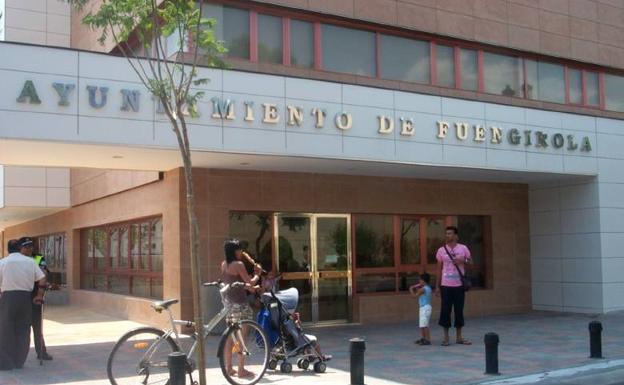 Los derechos pendientes de cobro datan desde 1992 hasta el año 2016.