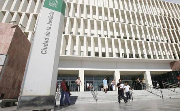 El Colegio de Abogados de Málaga solicita al CGPJ la eliminación del juzgado único de cláusulas suelo