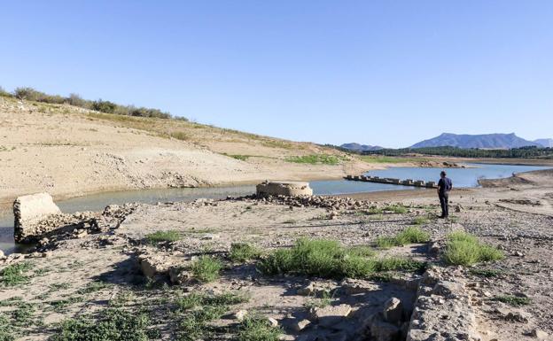 Embalse de Guadalteba, uno de los tres que conforman al sistema, junto al Conde de Guadalhorce y Guadalhorce./Fernando Torres