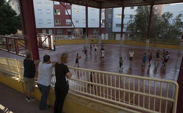 Campo de juego en el colegio Lex Flavia/Ñito Salas