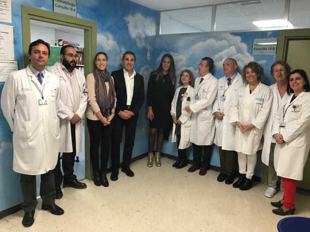 Responsables de la fundación y de la unidad de hematología. :: sur/