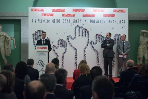 El responsable de Educación Financiera de Unicaja, José Antonio Díaz Campos, ayer. :: sur/