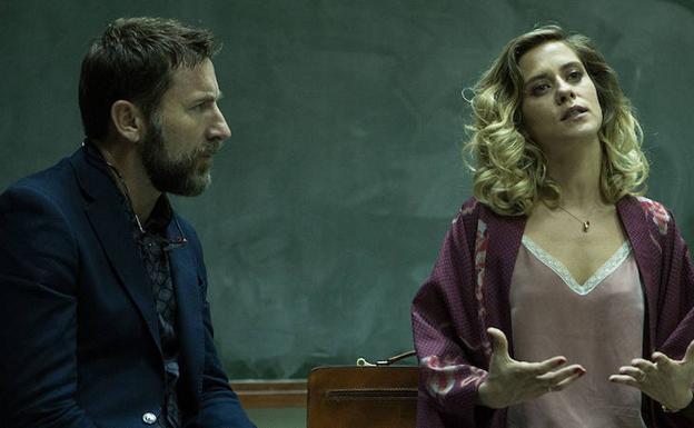 Antonio de la Torre y María León, en ‘El autor’./IMBD