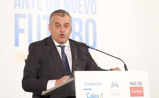 Javier Carnero, durante el foro organizado por SUR este lunes. /Salvador Salas