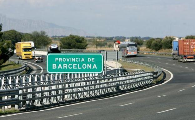 El detenido por pinchar las ruedas de 45 camiones en una autopista catalana es un mosso d'esquadra