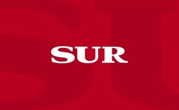 Hallan un cadáver tras sofocar un incendio cerca del puerto de El Candado