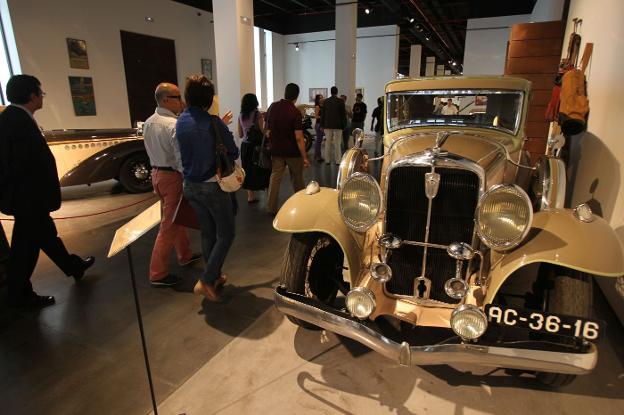 Interior del Museo Automovilístico. :: s. salas/
