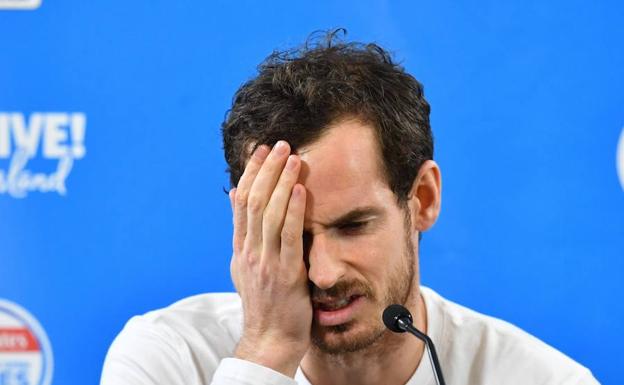Andy Murray, cariacontecido en la rueda de prensa ofrecida el martes en Brisbane./Darren England. Efe