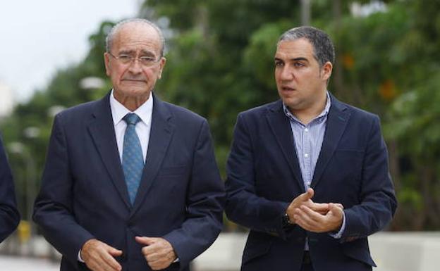 De la Torre y Bendodo, en la avenida de Andalucía./SUR