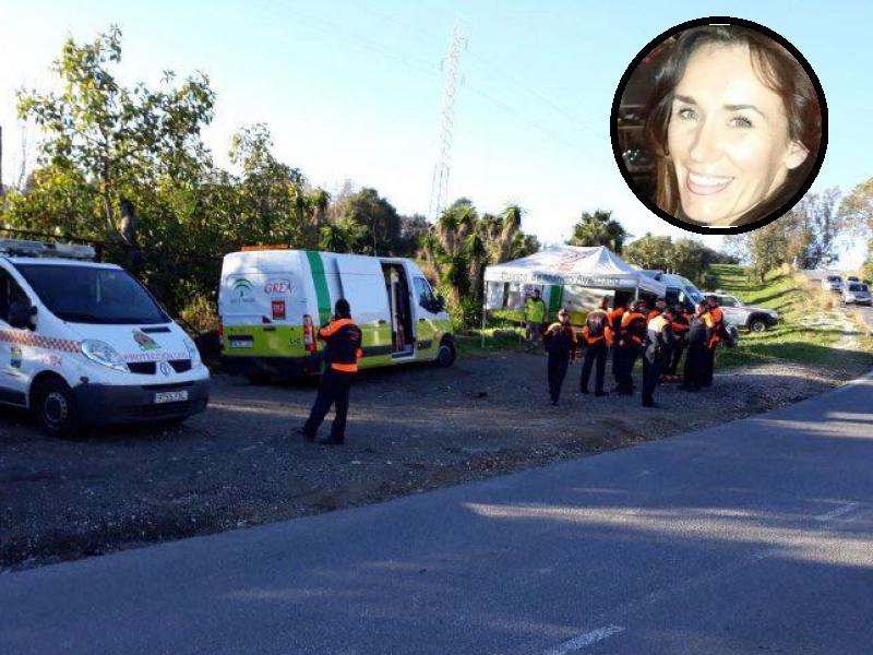 El dispositivo de búsqueda. Rebeca Muldoon, en la imagen superior, a la derecha. /Emergencias 112 Andalcuía y SUR