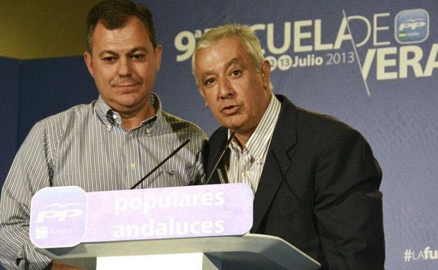 Jose Luis Sanz y Javier Arenas./Efe