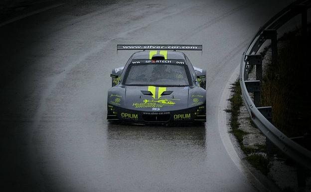 Javi Villa, Flores y De la Casa, dominadores finales en el Campeonato de Montaña en Peñas Blancas
