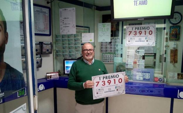 La administración número 1 de Archidona vendió los diez décimos del billete ganadora. /SUR