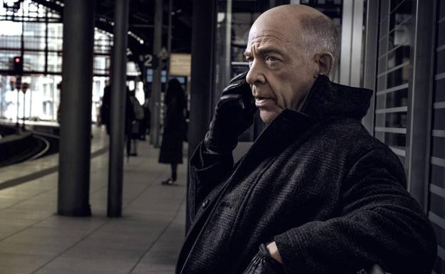 J. K. Simmons, protagonista de la serie ‘Counterpart’. /SUR