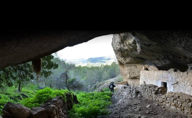 Vista de una de las casas cueva de Bobastro./P. Cantalejo
