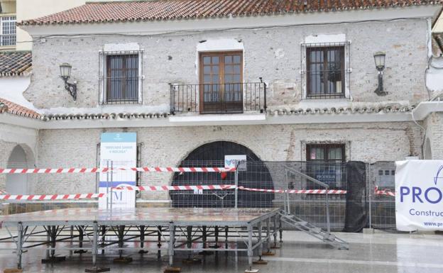 El Ayuntamiento iniciará una investigación por la falta de cuatro columnas de sustentación. /SU