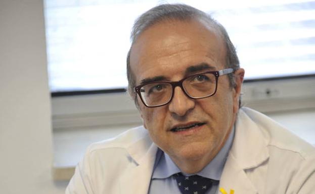 Jesús Jiménez, jefe de ginecología del Materno. /Francis Silva