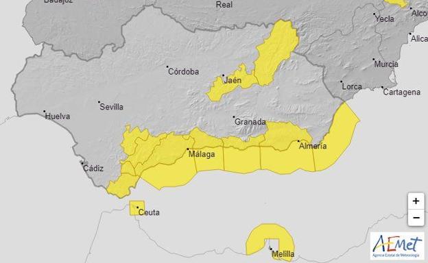 Paradas amarillas para este sábado en Andalucía de Aemet por fenómenos costeros, viento