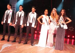 Los ganadores de la noche. / SUR.es/