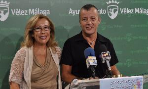 La edil de Servicios Sociales, Inmaculada Matamoros, y el secretario de APSICSS, Antonio Muñoz/