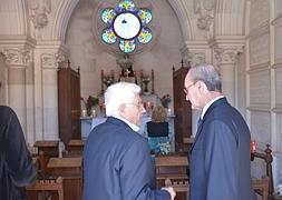 El alcalde ha visitado las dependencias del cementerio. ::SUR/