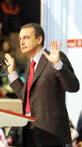 REFERENCIAS. El presidente no hizo una sola a la comarca. / A. C./