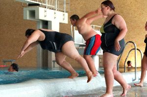 DEPORTE. El ejercicio físico es fundamental para frenar la obesidad infantil. / SUR/