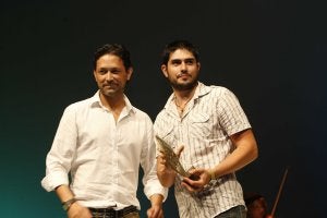 El malagueño Fali Álvarez (derecha) se llevó el premio del público. :: ANTONIO SALAS/