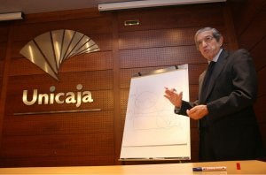 Braulio Medel cuenta con el respaldo del consejo de administración; «es un gran estratega», dicen. :: SUR/