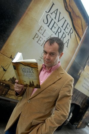 Javier Sierra triunfó en Estados Unidos con 'La cena secreta'. ::
E. C./