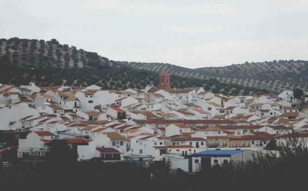 Villanueva de Tapia, conocido antes como El Entredicho.
