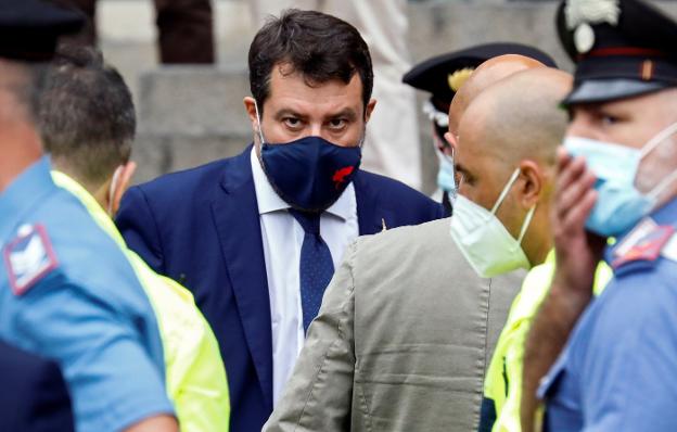 Matteo Salvini, a su llegada al tribunal de Catania.  reuters/