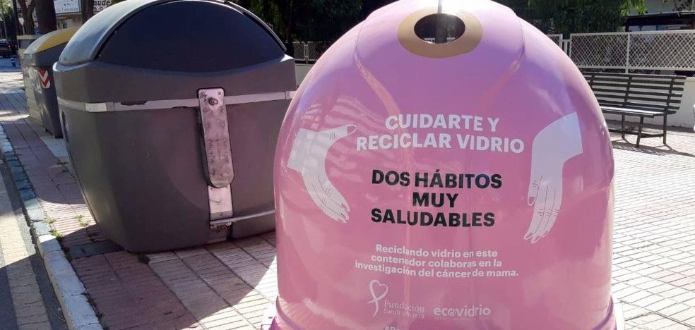 Estepona se une a la campaña de Ecovidrio para apoyar la lucha contra el cáncer de mama 2 Estepona se une a la campaña de Ecovidrio para apoyar la lucha contra el cáncer de mama 2