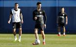 Caye Quintana, delantero del Málaga, durante el entrenamiento de este martes en el Anexo de La Rosaleda./MÁLAGA CF
