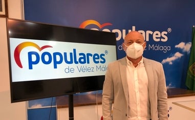 El edil popular Jorge Pérez, en la sede de su partido./SUR