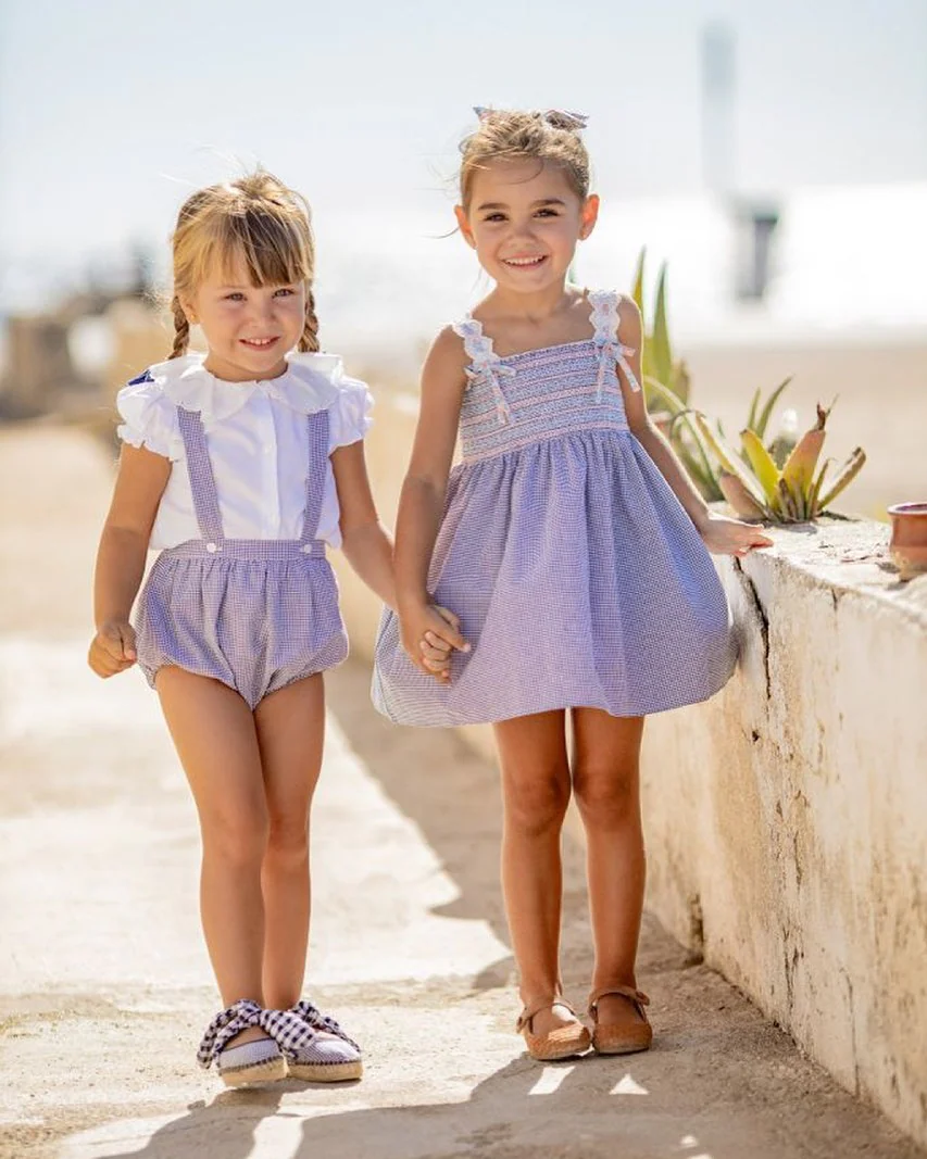 Cambiable Sicilia Electrizar Fotos: Diez pequeñas firmas de moda infantil que debes conocer para vestir  coordinados a tus hijos | Diario Sur