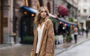 El cárdigan largo es la prenda de entretiempo perfecta para un look impecable