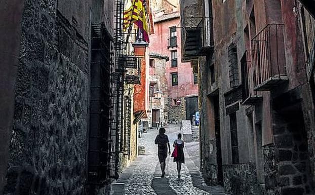 Una calle de Pedraza de Segovia /Sergio garcía