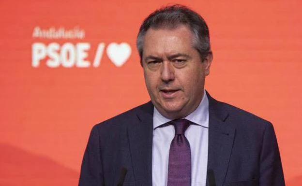 El candidato del PSOE-A a la Presidencia de la Junta Directiva, Juan Espadas.