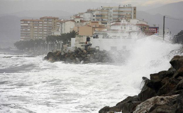 Meteorología activa alertas naranja y amarilla en Málaga desde este martes