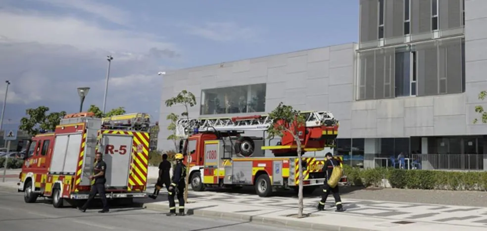 Los tribunales cierran la puerta a nueve aspirantes a bombero en Málaga