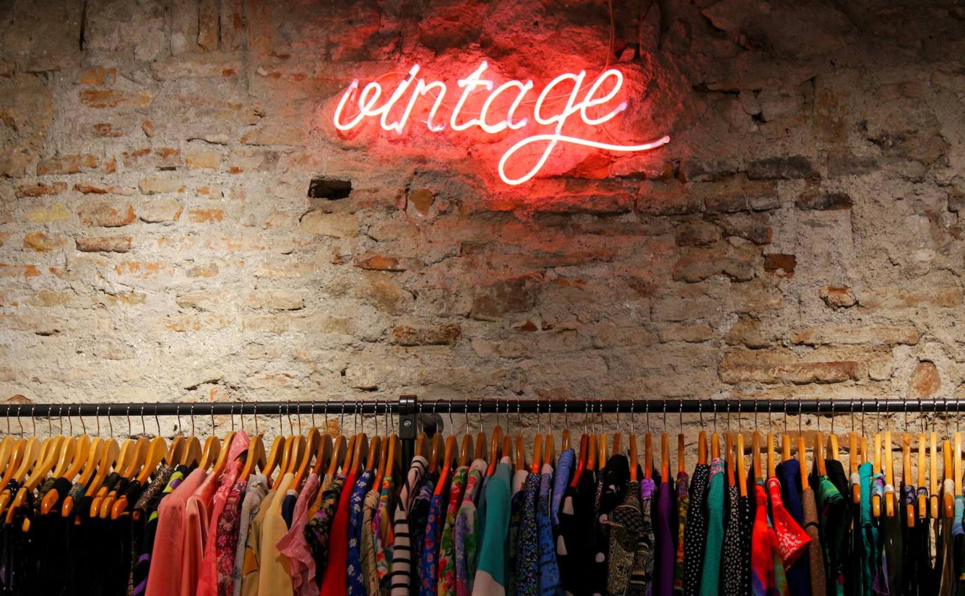La moda sostenible en las tiendas vintage Málaga | Diario Sur